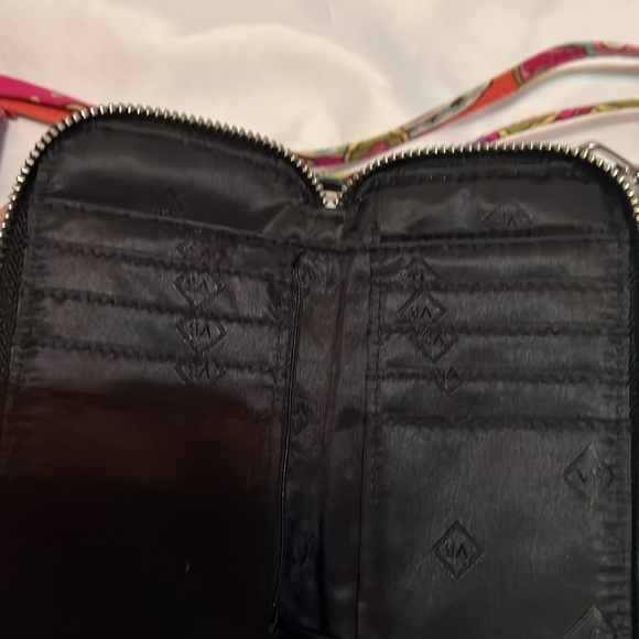 Vera Bradley Black Fabric Zip Around Wallet & Pink Floral VB ID Lanyard - Picture 12 of 14